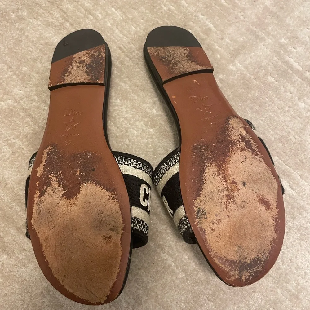 Dior slides size 7 women’s - Picture 3 of 3